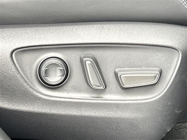 Toyota RAV4 2021 8293213-16