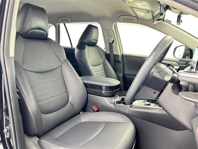 Toyota RAV4 2021 8293213-19