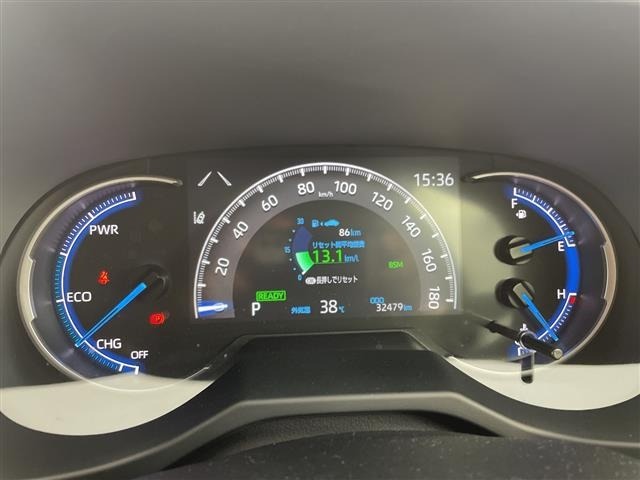 Toyota RAV4 2022 8293214-15