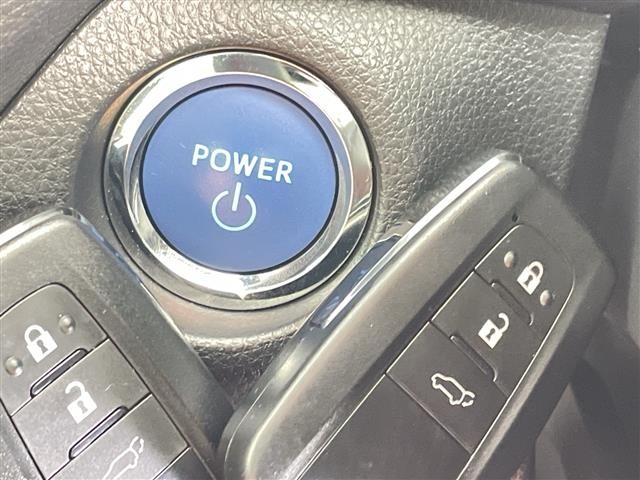 Toyota RAV4 2022 8293214-8