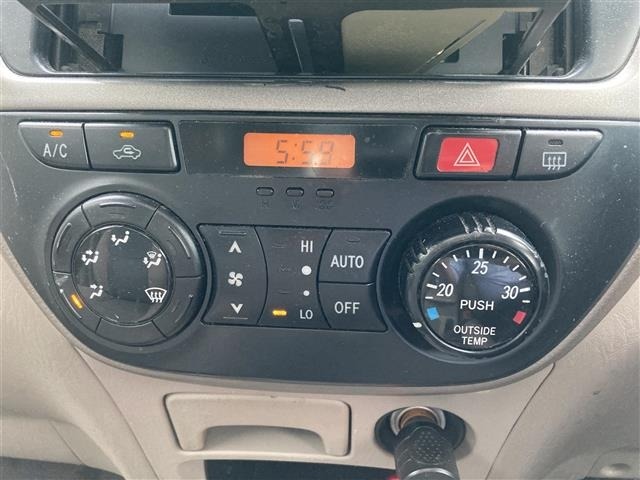 Toyota RAV4 2002 8293216-3