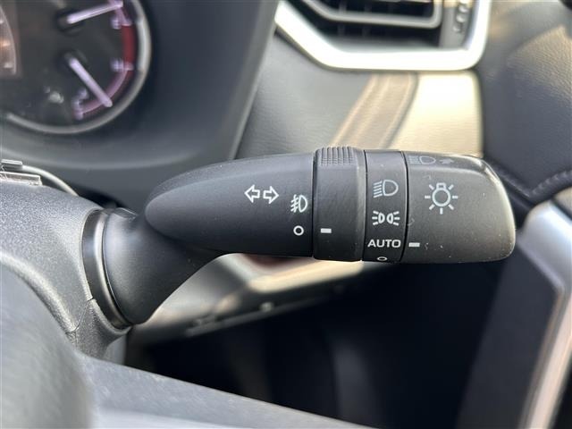Toyota RAV4 2019 8293217-8