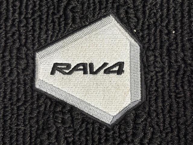 Toyota RAV4 2021 8293220-20