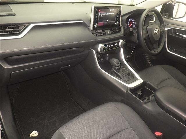 Toyota RAV4 2021 8293225-4