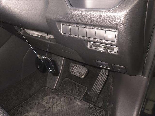 Toyota RAV4 2021 8293225-8