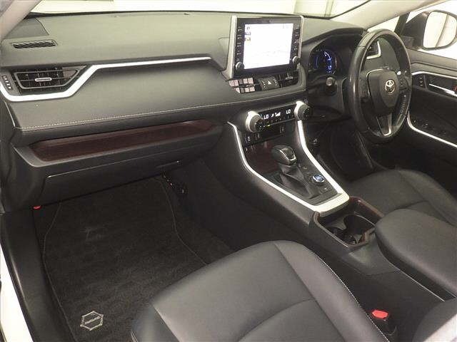 Toyota RAV4 2021 8293226-4