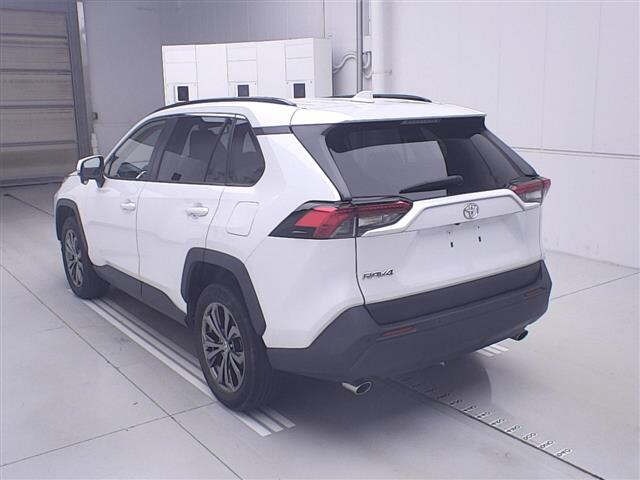 Toyota RAV4 2023 8293228-1