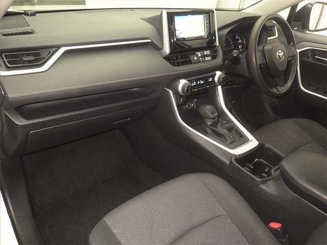 Toyota RAV4 2023 8293228-4