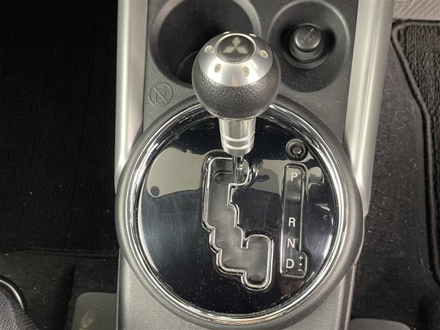 Mitsubishi RVR 2010 8287941-16