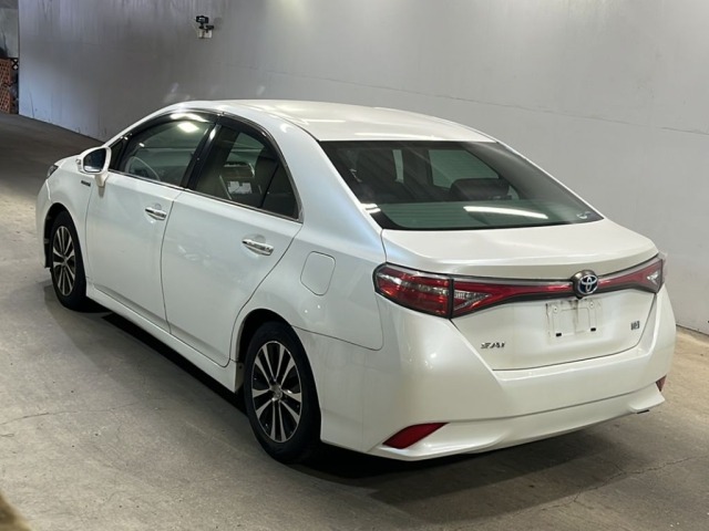 Toyota SAI 2015 8293860-1