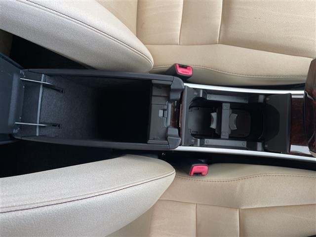 Toyota SAI 2013 8293868-13