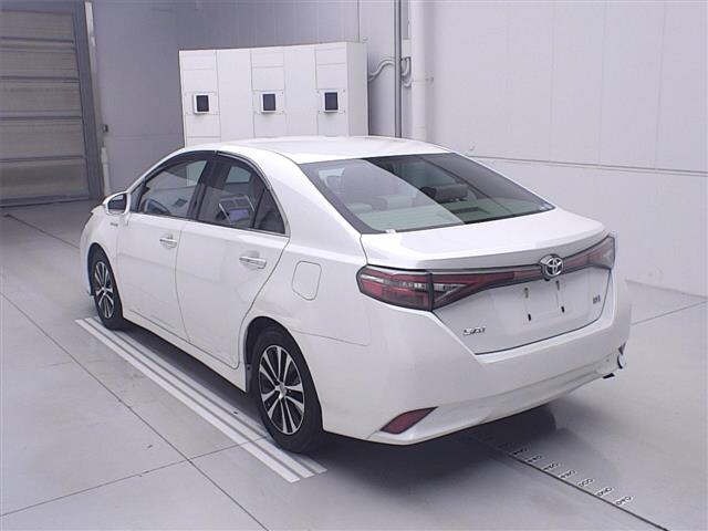Toyota SAI 2015 8293891-1