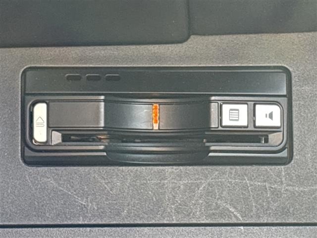 Nissan SERENA 2006 8275439-17