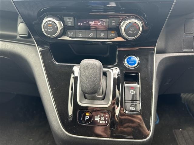 Nissan SERENA 2021 8275828-8