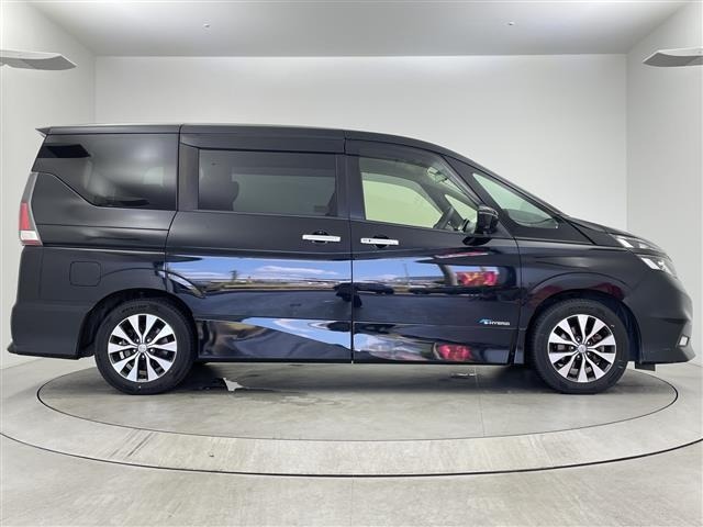 Nissan SERENA 2017 8276352-22
