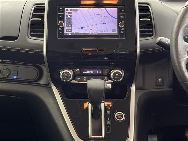 Nissan SERENA 2018 8276363-12