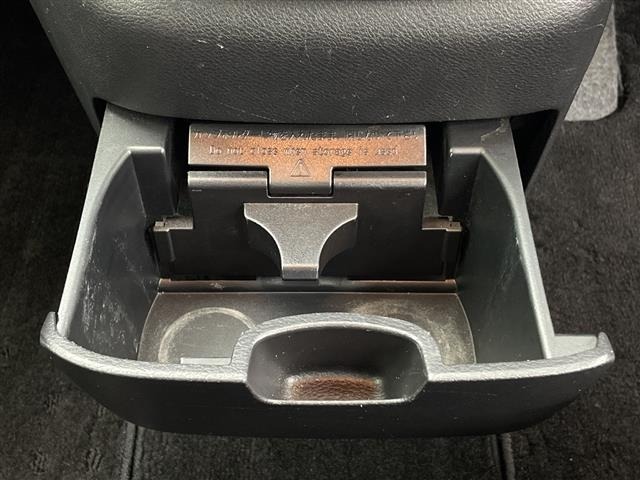 Nissan SERENA 2018 8276363-4