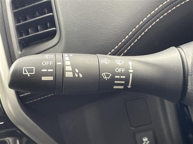 Nissan SERENA 2018 8276363-9