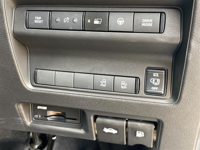 Nissan SERENA 2026 8276380-2