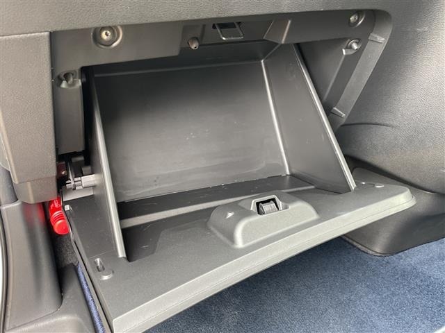 Nissan SERENA 2026 8276380-6
