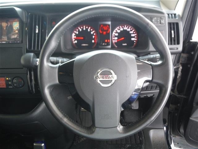 Nissan SERENA 2008 8276386-1