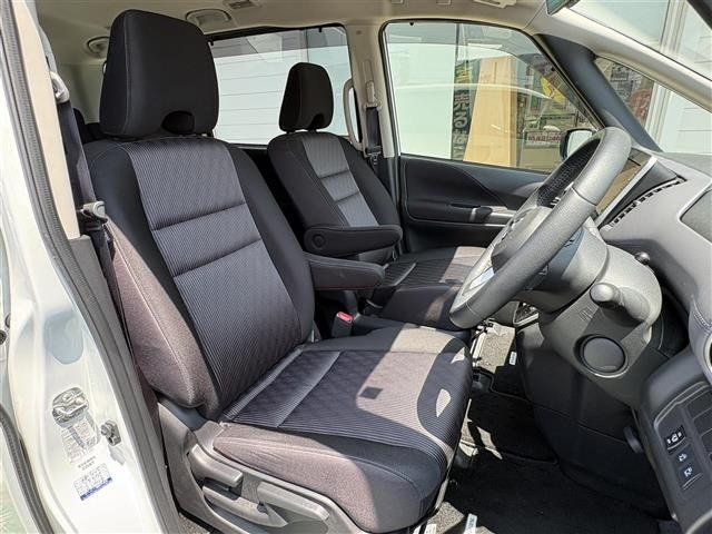Nissan SERENA 2021 8276504-7