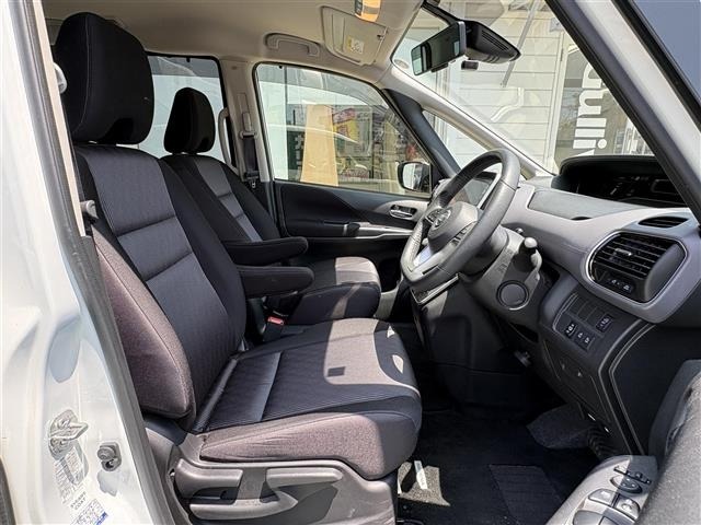 Nissan SERENA 2021 8276504-8