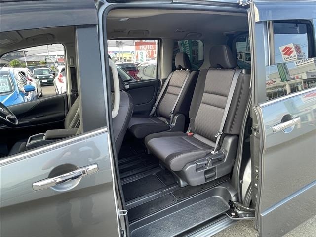 Nissan SERENA 2022 8276511-10