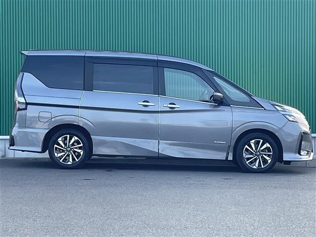 Nissan SERENA 2022 8276511-2