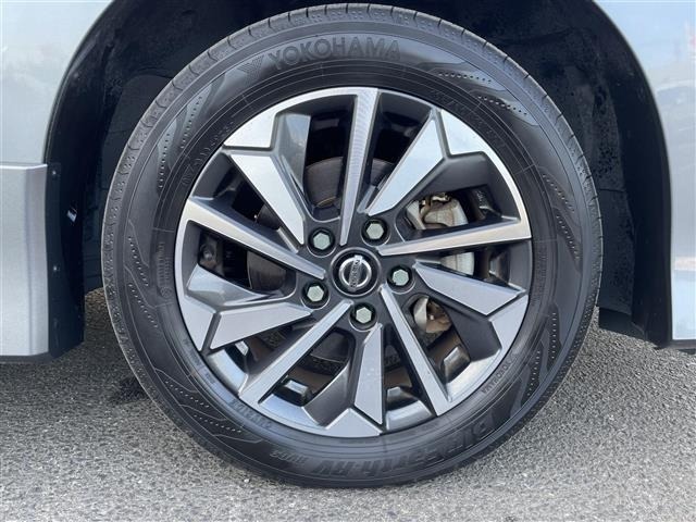 Nissan SERENA 2022 8276511-6