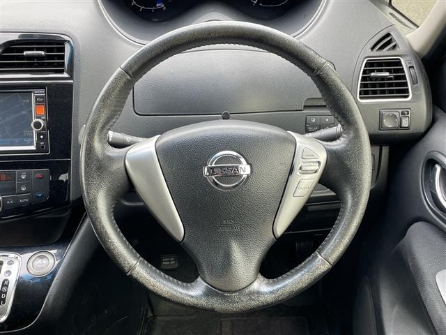 Nissan SERENA 2014 8276527-1