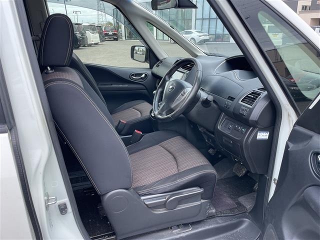 Nissan SERENA 2014 8276527-3