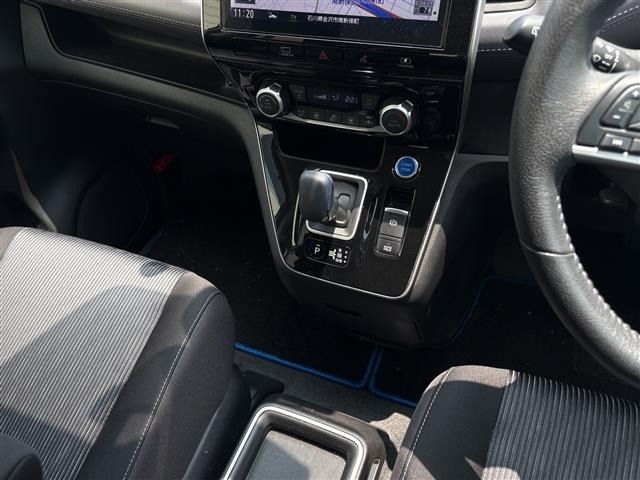 Nissan SERENA 2021 8276554-11