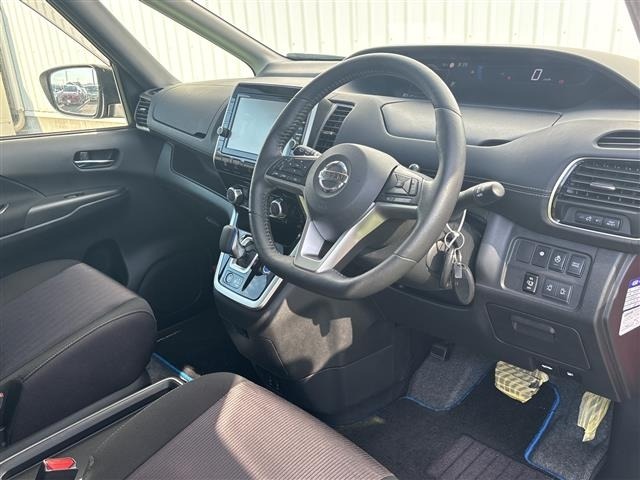 Nissan SERENA 2018 8276562-11