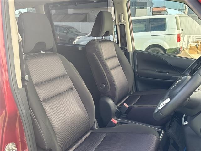 Nissan SERENA 2018 8276562-12