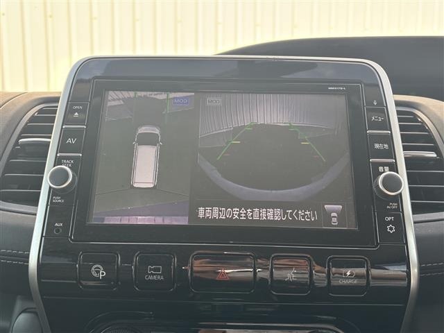 Nissan SERENA 2018 8276562-16
