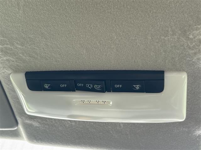 Nissan SERENA 2018 8276562-6