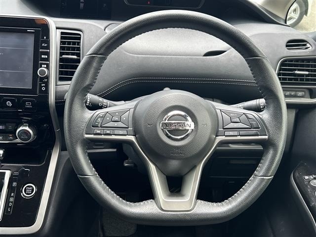 Nissan SERENA 2017 8276579-12