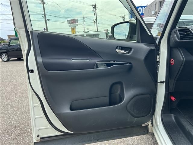 Nissan SERENA 2017 8276579-5