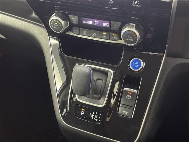 Nissan SERENA 2021 8276631-3