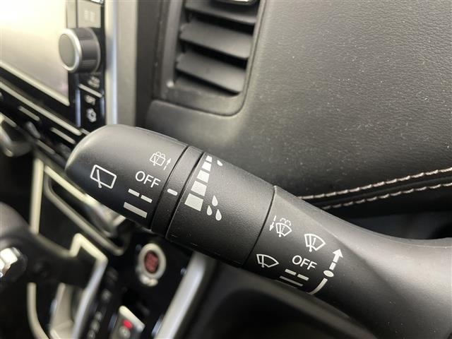 Nissan SERENA 2018 8276639-10