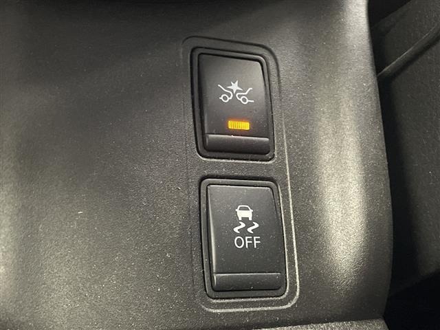 Nissan SERENA 2018 8276639-5