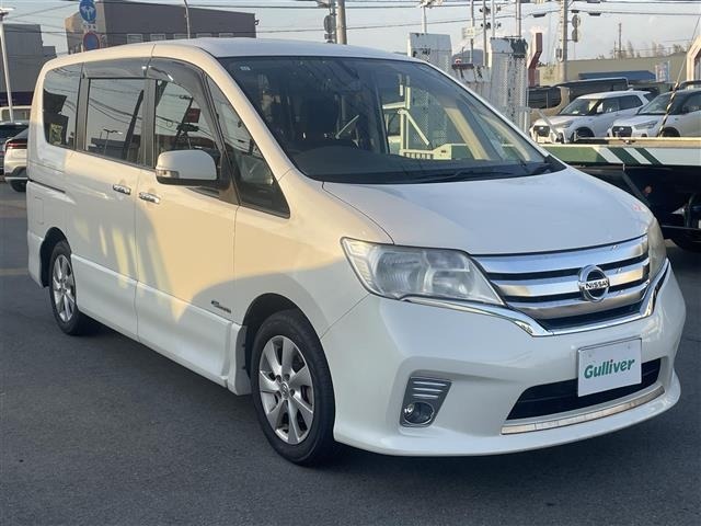 Nissan SERENA 2013 8276647-0