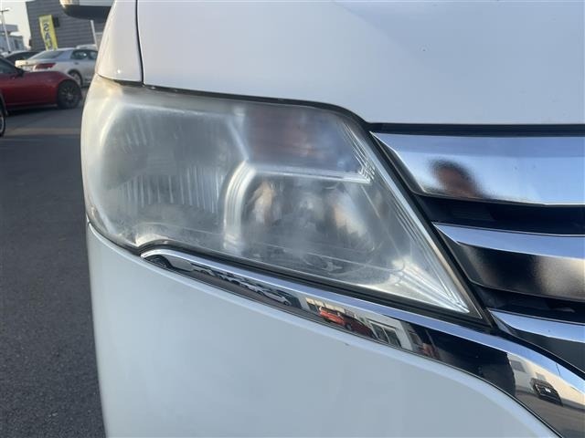 Nissan SERENA 2013 8276647-4