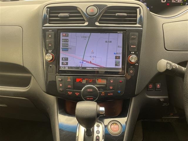Nissan SERENA 2015 8276659-9
