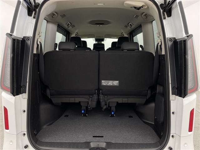 Nissan SERENA 2023 8276689-12