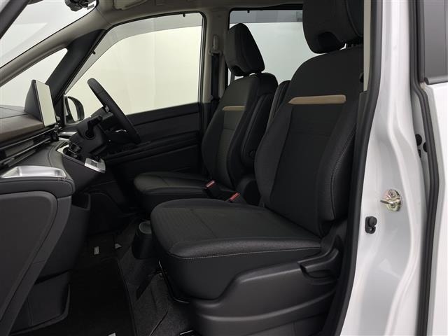 Nissan SERENA 2023 8276689-9