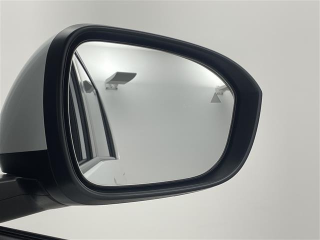 Nissan SERENA 2025 8276874-18
