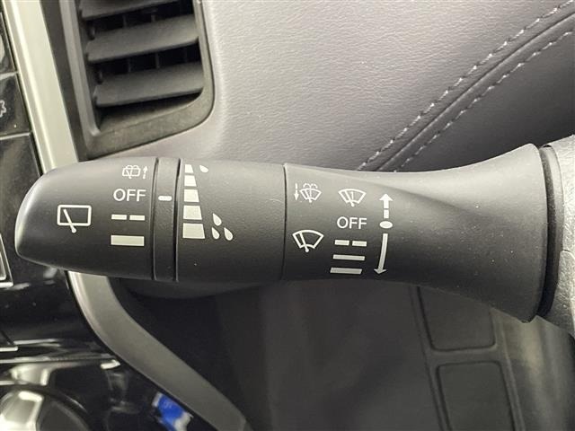 Nissan SERENA 2021 8276933-10