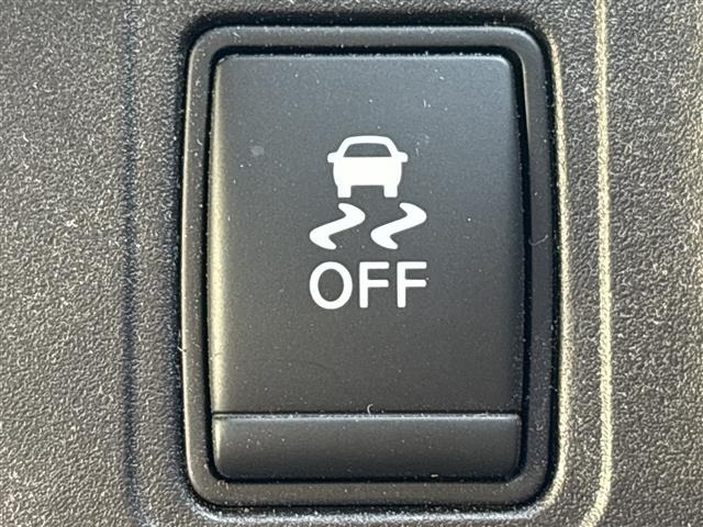 Nissan SERENA 2018 8277386-1